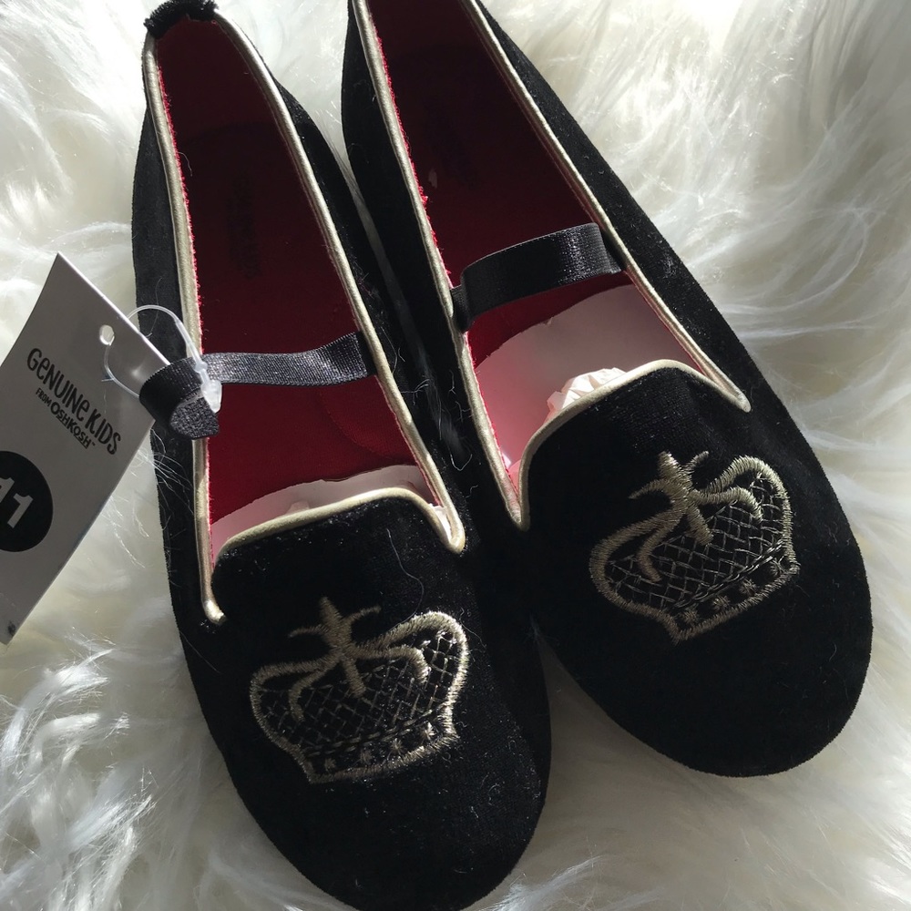 Genuine kids by Oshkosh black velvet ballet flats